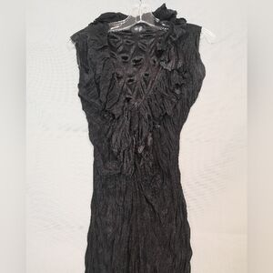 Neo-Vintage Black Sleeveless Fortuny Pleated Knit Jersey VNeck Midi Length Dress